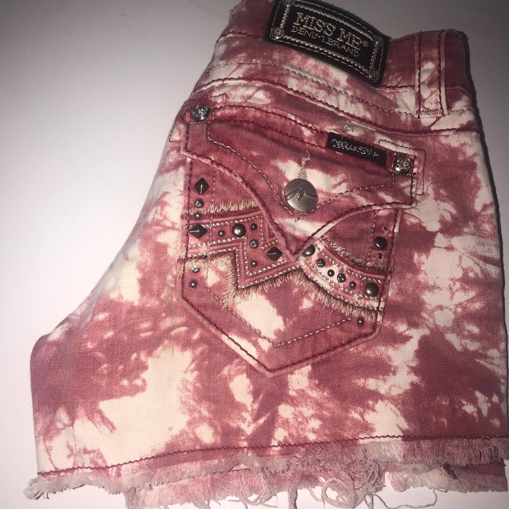 Miss me shorts. Like new! Size 25